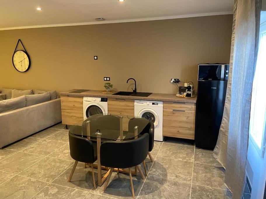 Maison Avec Jacuzzi 오랑주 외부 사진