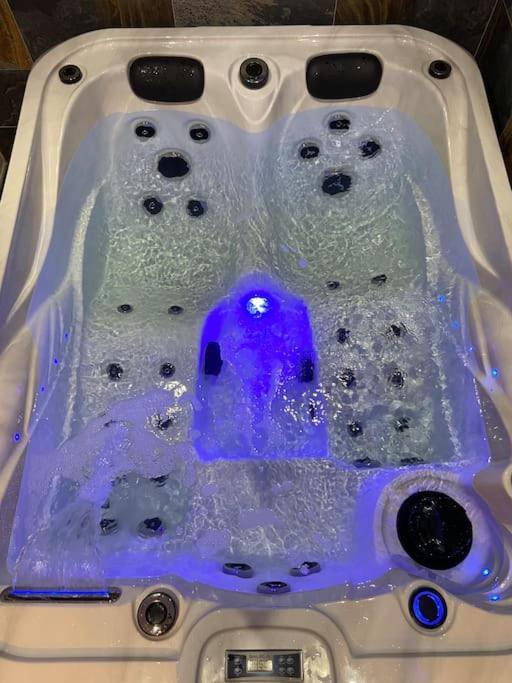 Maison Avec Jacuzzi 오랑주 외부 사진